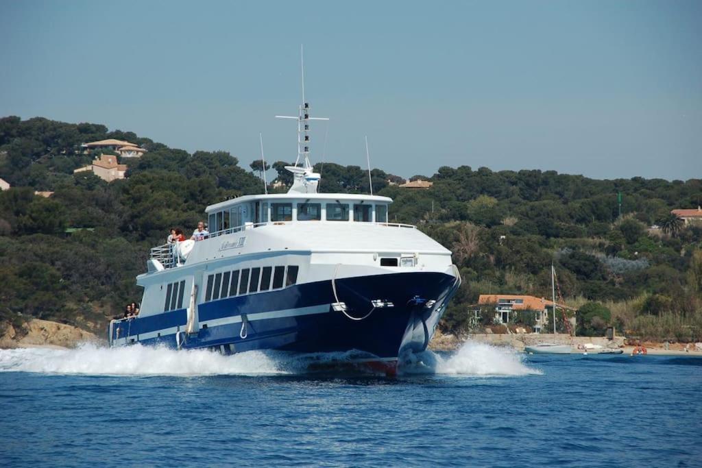 Studio Hyeres Port Et Iles D'Or. Extérieur photo